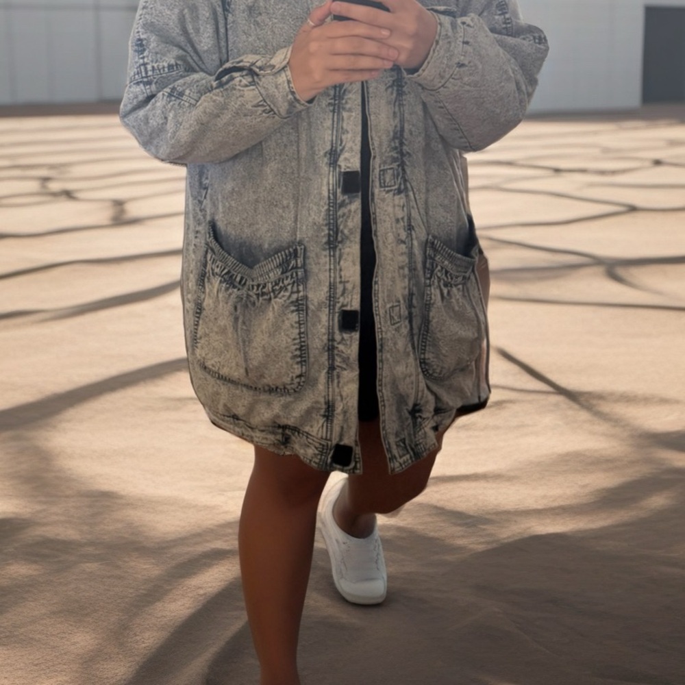 Chic Stonewashed Denim Jacket